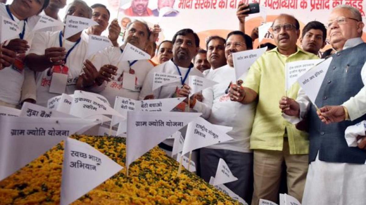 731 kg ladoo to mark 2 years of Modi government